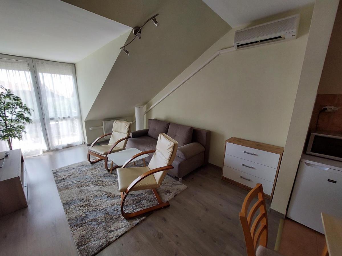 Cserke Napfeny Apartman Appartement Cserkeszőlő Buitenkant foto