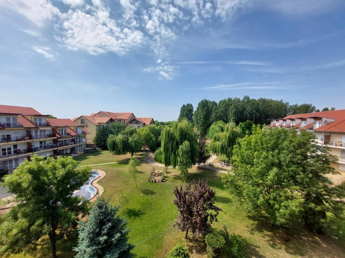 Cserke Napfeny Apartman Appartement Cserkeszőlő Buitenkant foto