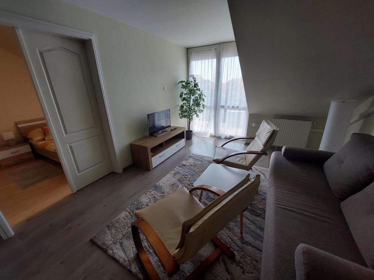 Cserke Napfeny Apartman Appartement Cserkeszőlő Buitenkant foto