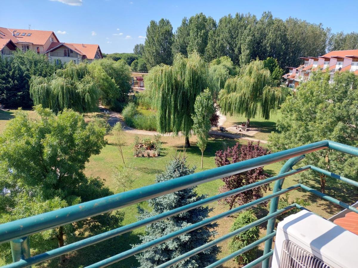 Cserke Napfeny Apartman Appartement Cserkeszőlő Buitenkant foto