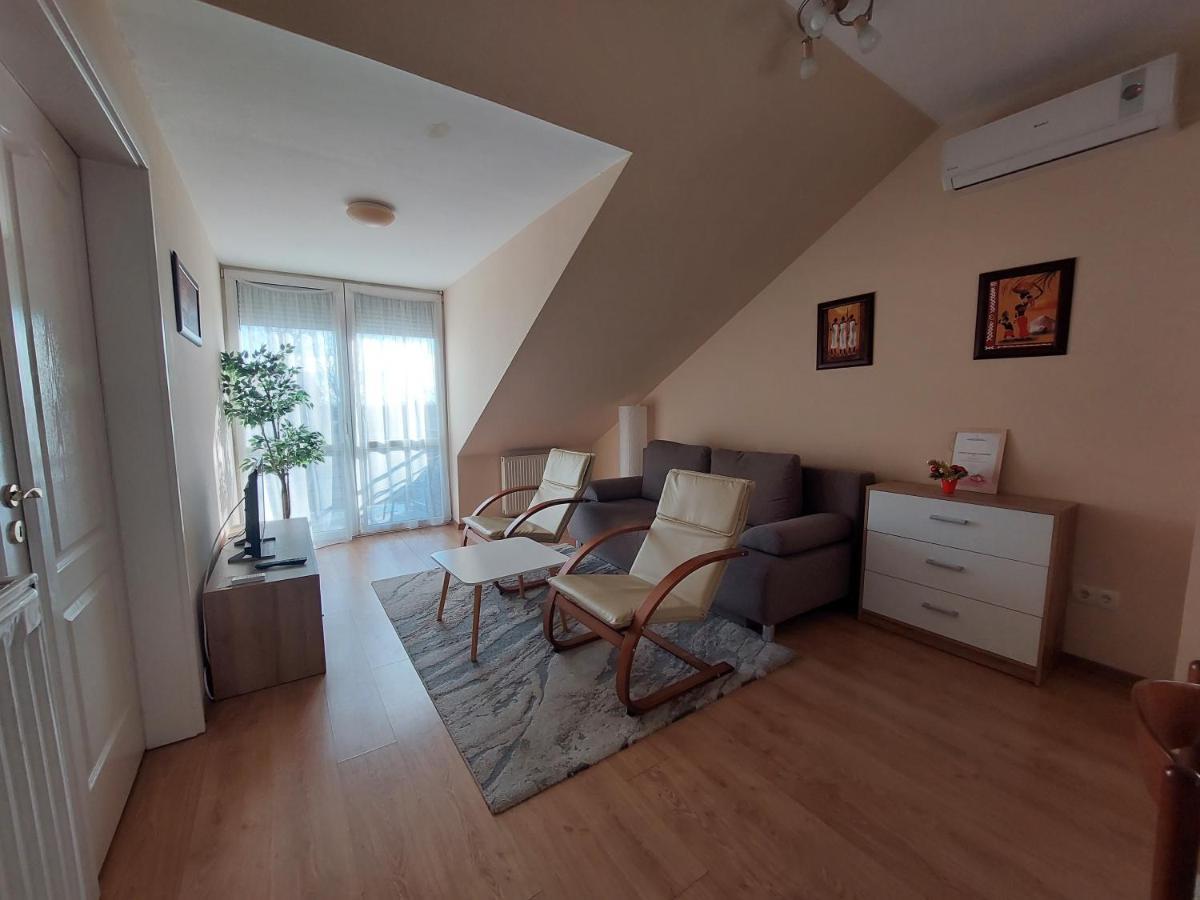 Cserke Napfeny Apartman Appartement Cserkeszőlő Buitenkant foto